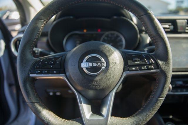 Nissan Versa  2023