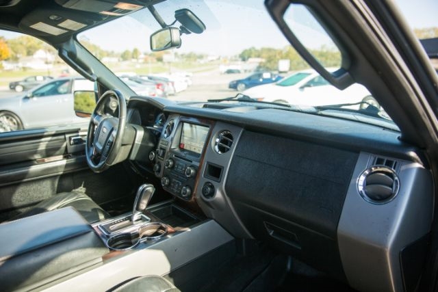 Ford Expedition  2017