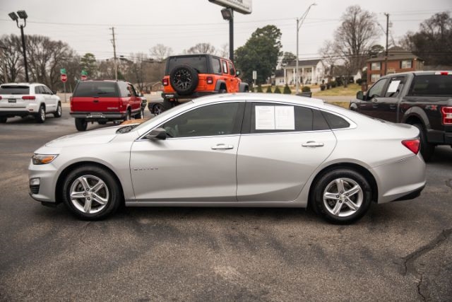 Chevrolet Malibu  2020