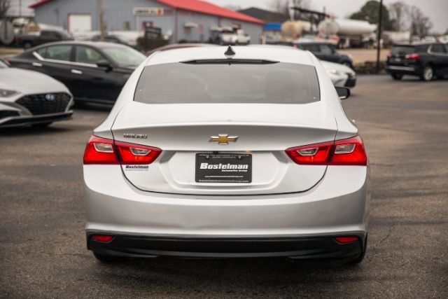 Chevrolet Malibu  2020
