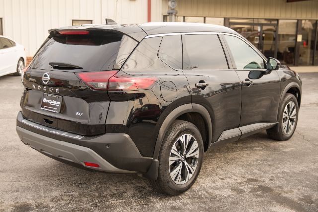 Nissan Rogue  2021