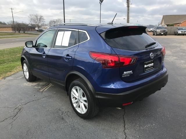 Nissan Rogue Sport  2018