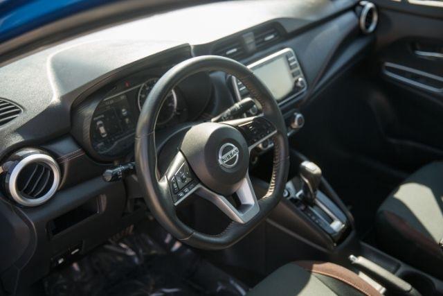 Nissan Versa  2020