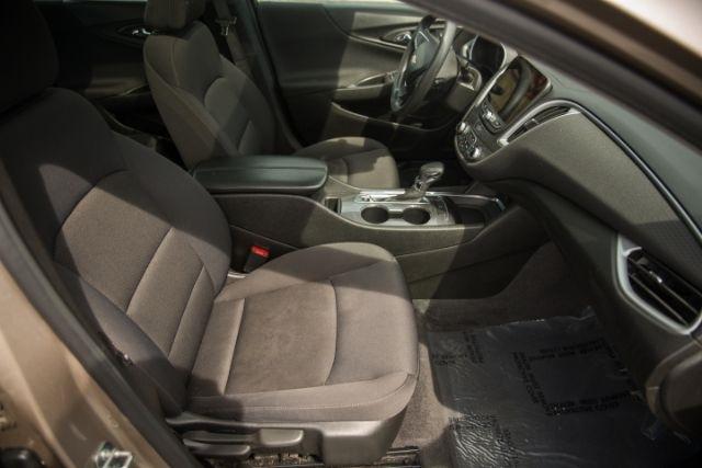 Chevrolet Malibu  2023