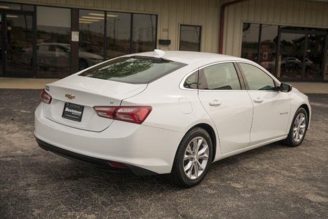 Chevrolet Malibu  2021