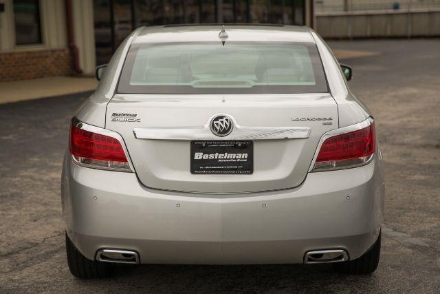 Buick LaCrosse  2010