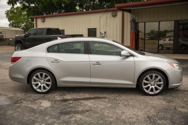 Buick LaCrosse  2010