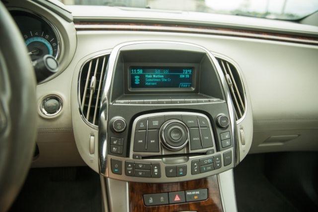 Buick LaCrosse  2010