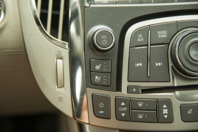 Buick LaCrosse  2010