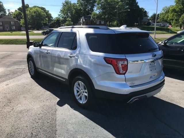 Ford Explorer  2016