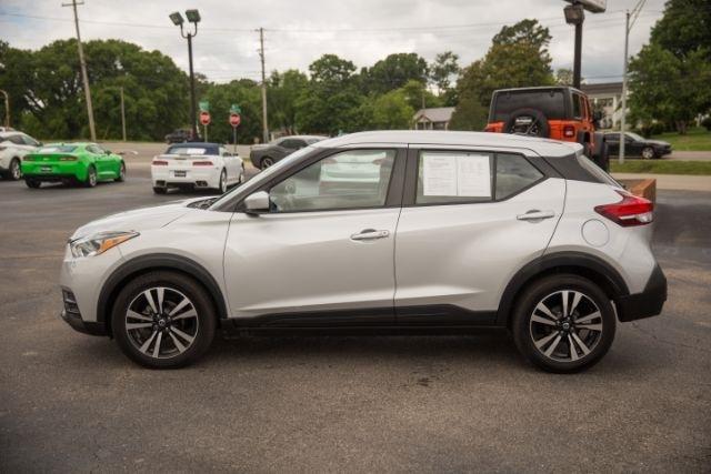 Nissan Kicks  2020