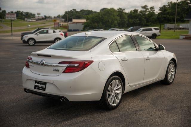 Buick Regal  2016