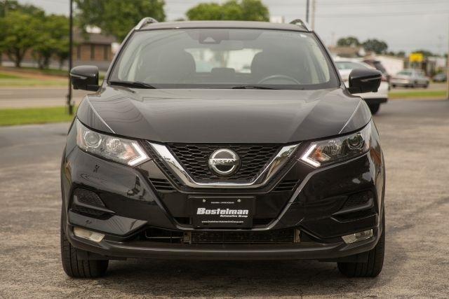 Nissan Rogue Sport  2022