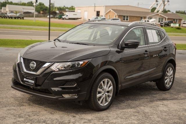 Nissan Rogue Sport  2022