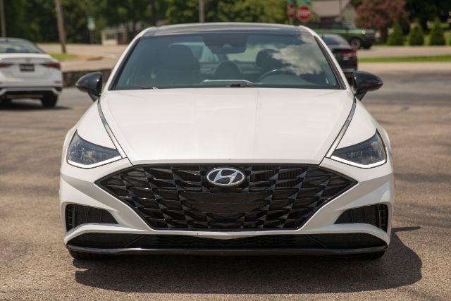 Hyundai Sonata  2021
