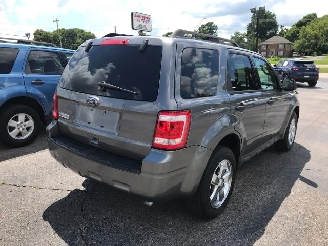 Ford Escape  2011