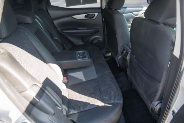 Nissan Rogue Sport  2021