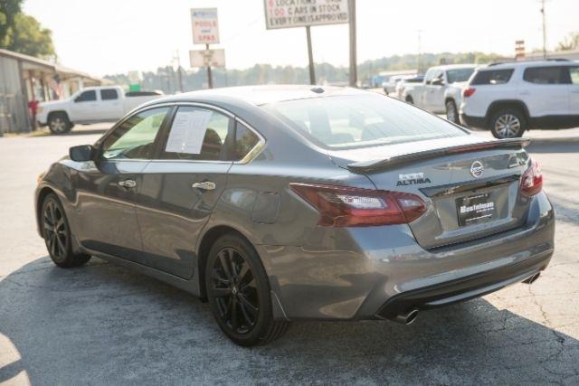 Nissan Altima  2018