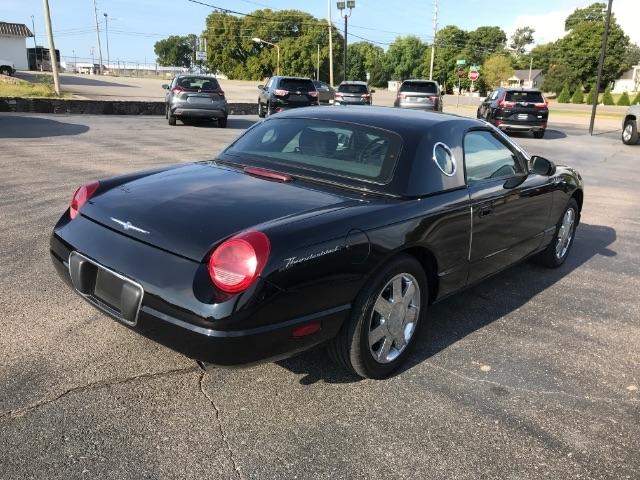 Ford Thunderbird  2002