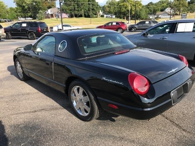 Ford Thunderbird  2002