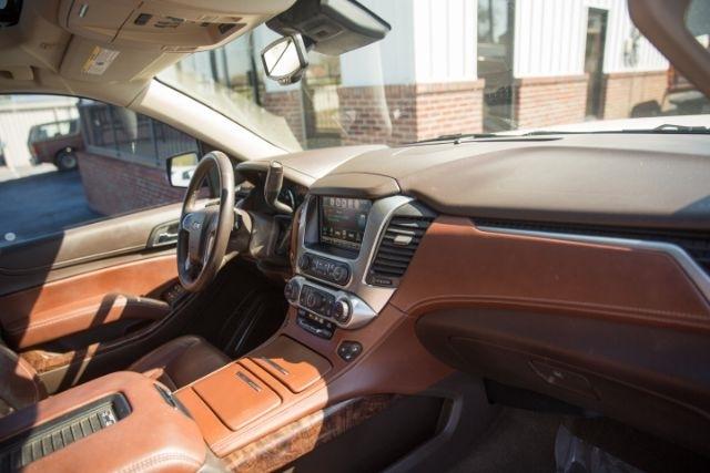 Chevrolet Suburban  2016