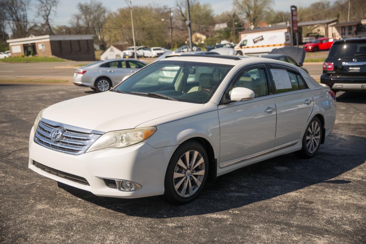 Toyota Avalon Limited 2011