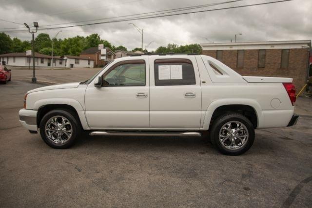 Chevrolet Avalanche  2005