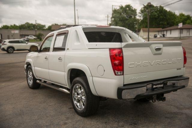 Chevrolet Avalanche  2005