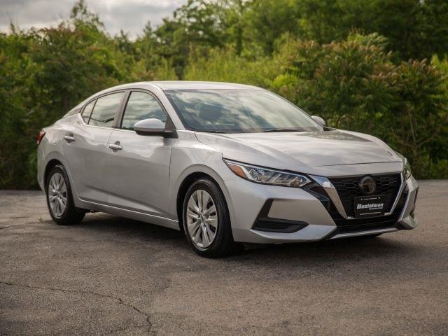 Nissan Sentra  2022