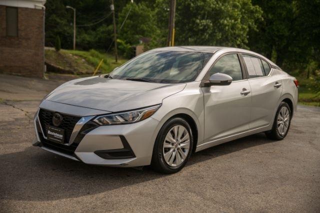 Nissan Sentra  2022