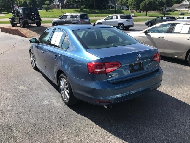 Volkswagen Jetta  2015