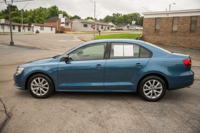 Volkswagen Jetta  2015