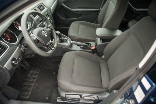 Volkswagen Jetta  2015