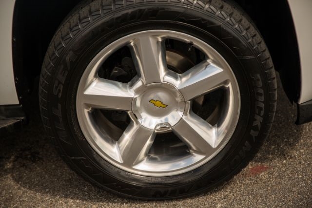 2011 Chevrolet Tahoe LTZ photo 10