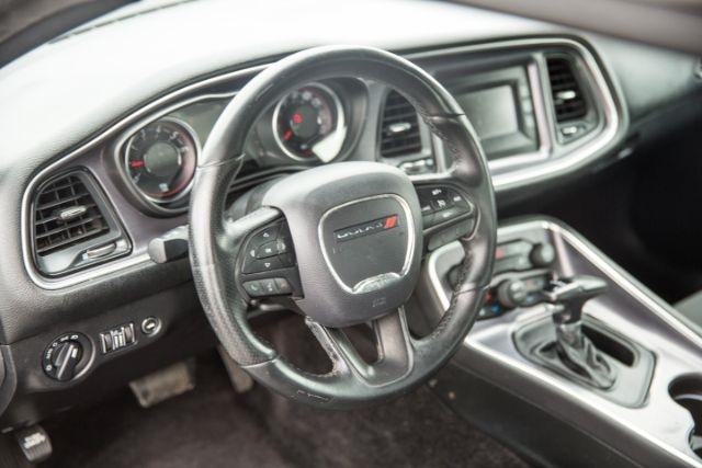 Dodge Challenger  2017