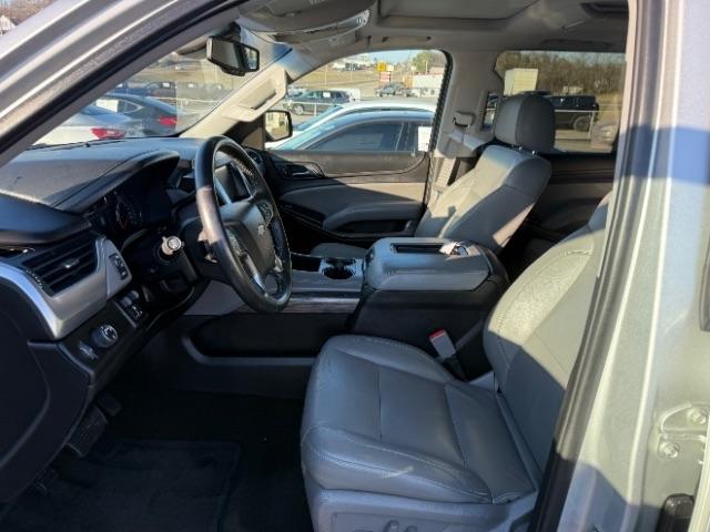 Chevrolet Suburban  2015