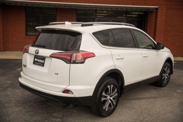 Toyota RAV4  2018
