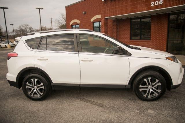 Toyota RAV4  2018