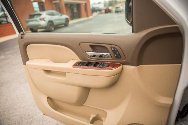 Chevrolet Tahoe  2013