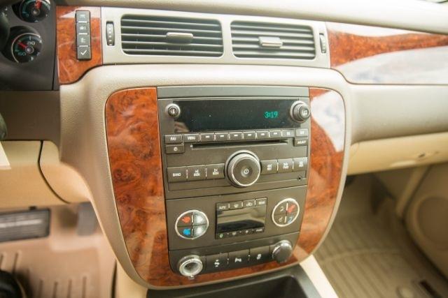 Chevrolet Tahoe  2013