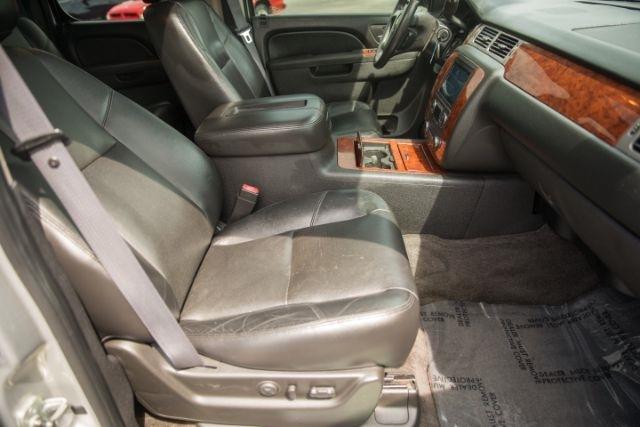 Chevrolet Avalanche  2011