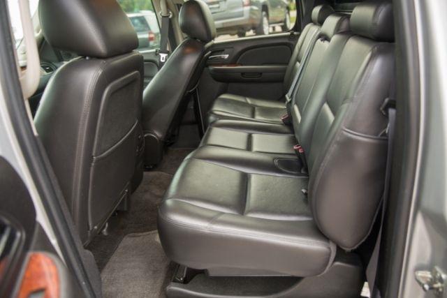 Chevrolet Avalanche  2011