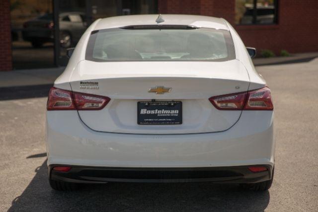 Chevrolet Malibu  2021