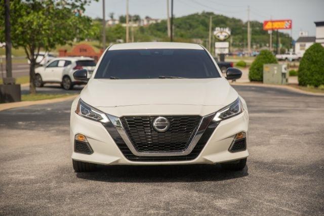Nissan Altima  2021