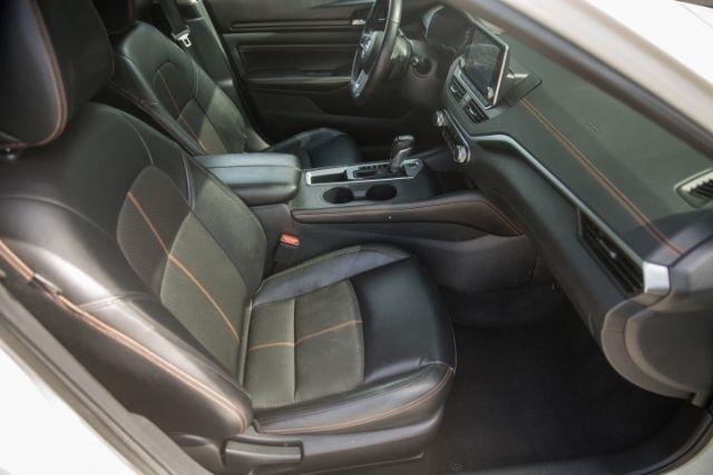 Nissan Altima  2021