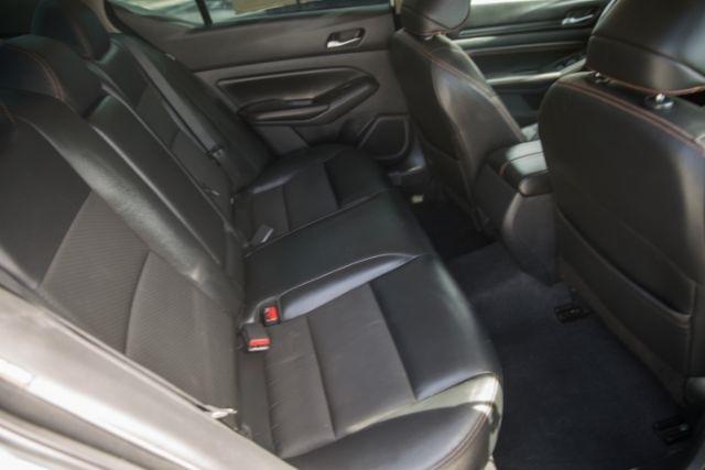 Nissan Altima  2021