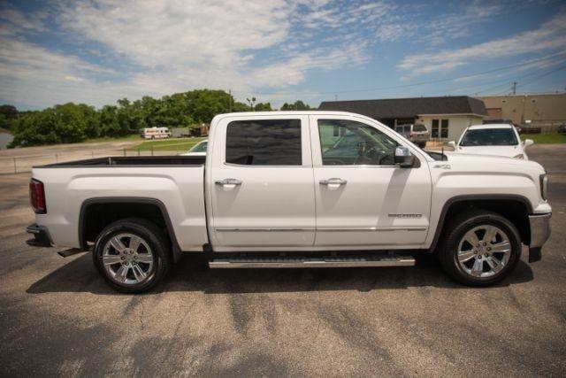 2017 GMC Sierra 1500 SLT - Photo 9