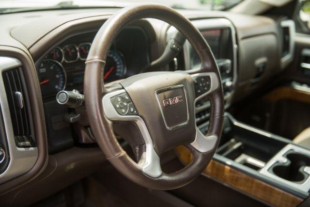 2017 GMC Sierra 1500 SLT - Photo 18