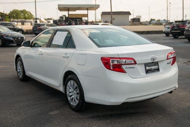 Toyota Camry  2013