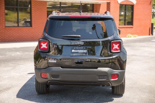 Jeep Renegade  2021
